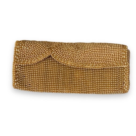 Vintage John Wind champagne beaded clutch